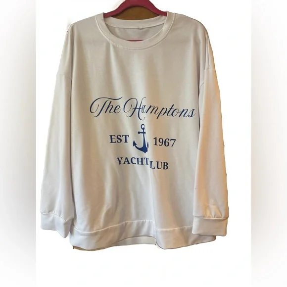 NWOT Hamptons Yacht Club Sweatshirt. Nice! - Picture 1 of 1